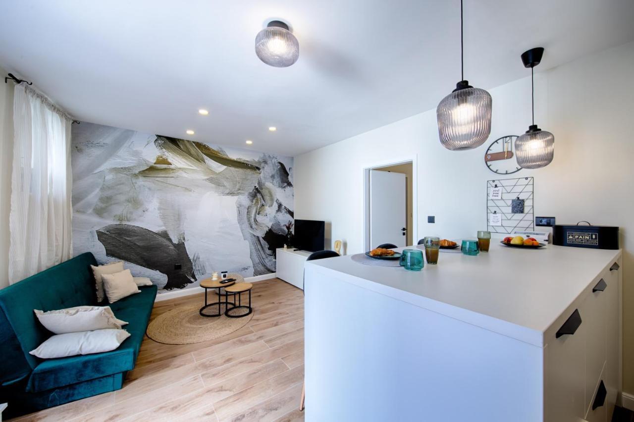 Apartment Kirinkin Віс Екстер'єр фото