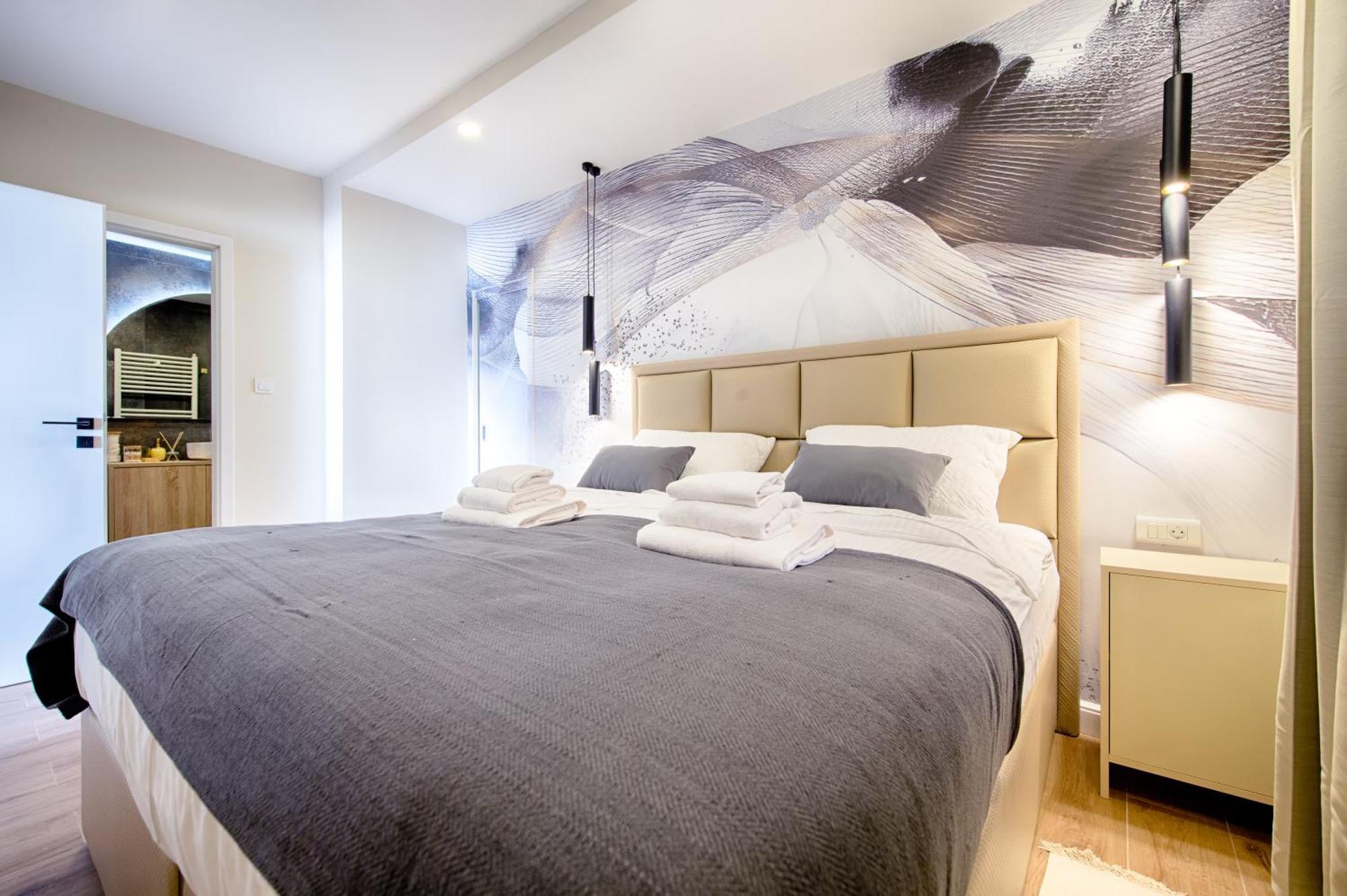 Apartment Kirinkin Віс Екстер'єр фото